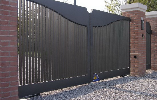Купить новые ворота Абакан откатные в Югорске по цене от 83488 руб